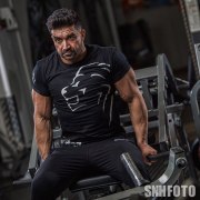 Заказать Bodybuilding Футболка Gainz (Черный)